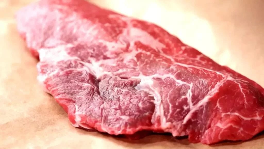   HOW TO TELL IF STEAK IS BAD - SIGNS AND TIPS